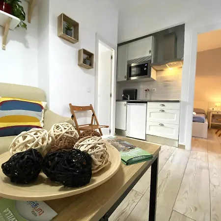 Apartamento Recaredo - Vacacional 아파트 세비야